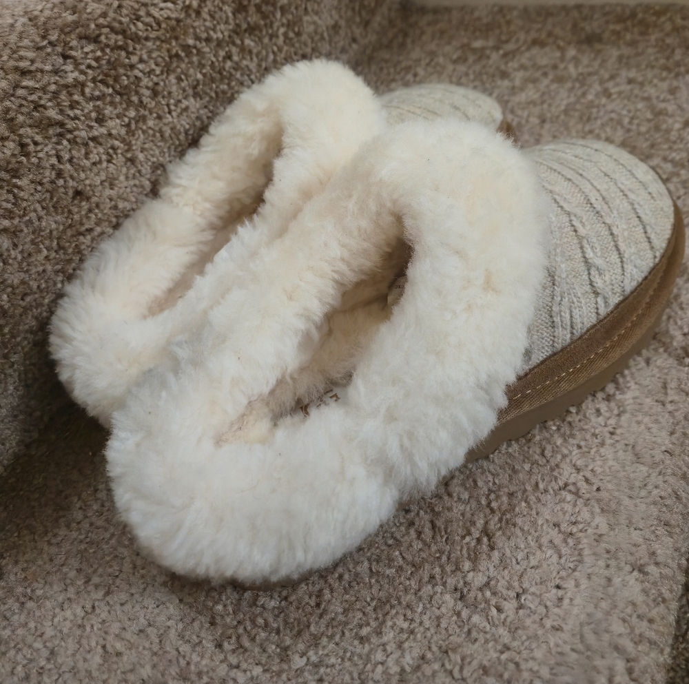 UGG Cluggette Cable Knit Slipper - Picture 6 of 15